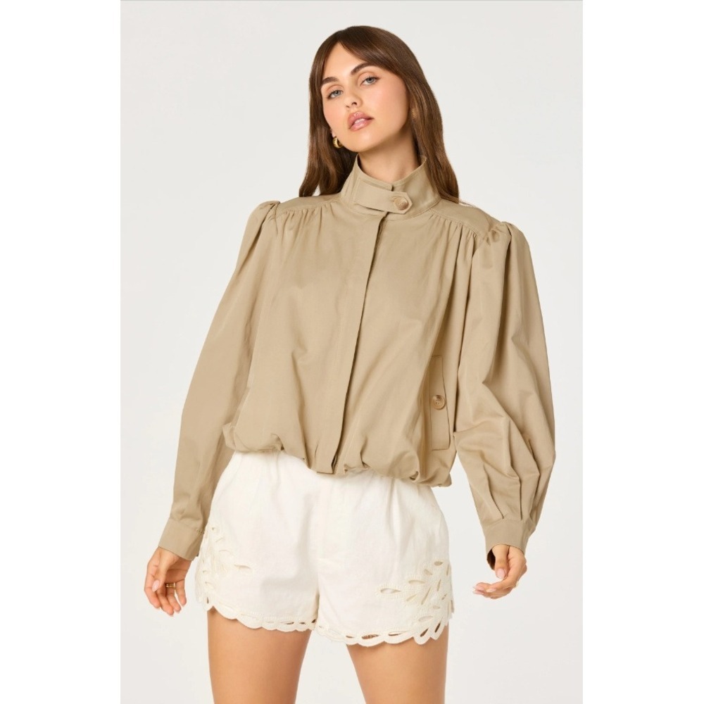 ASTR Estero Gathered Sleeve Bomber Jacket Women Small Beige NWOT - Picture 5 of 11